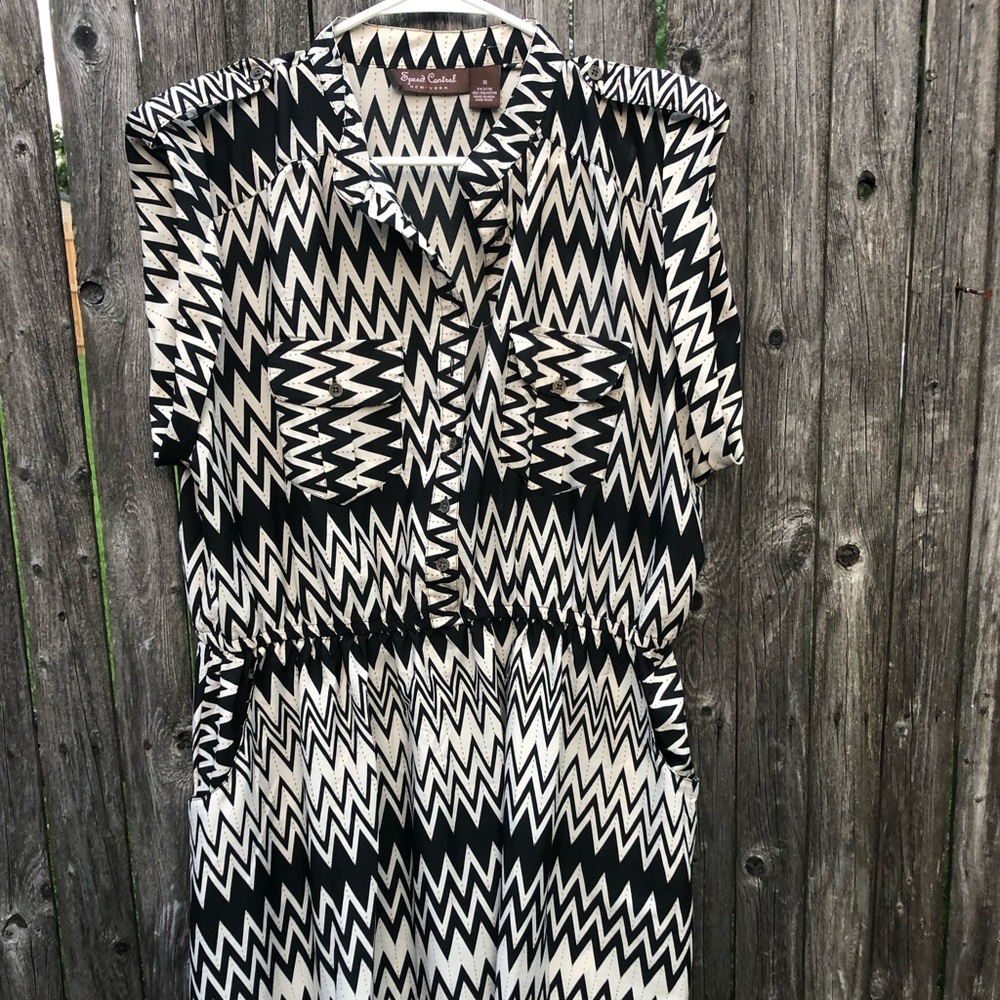 ***Has pockets!!*** adorable dress